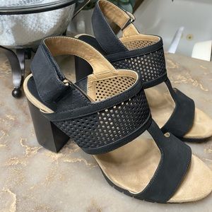 Adrienne Vittadini Shoes